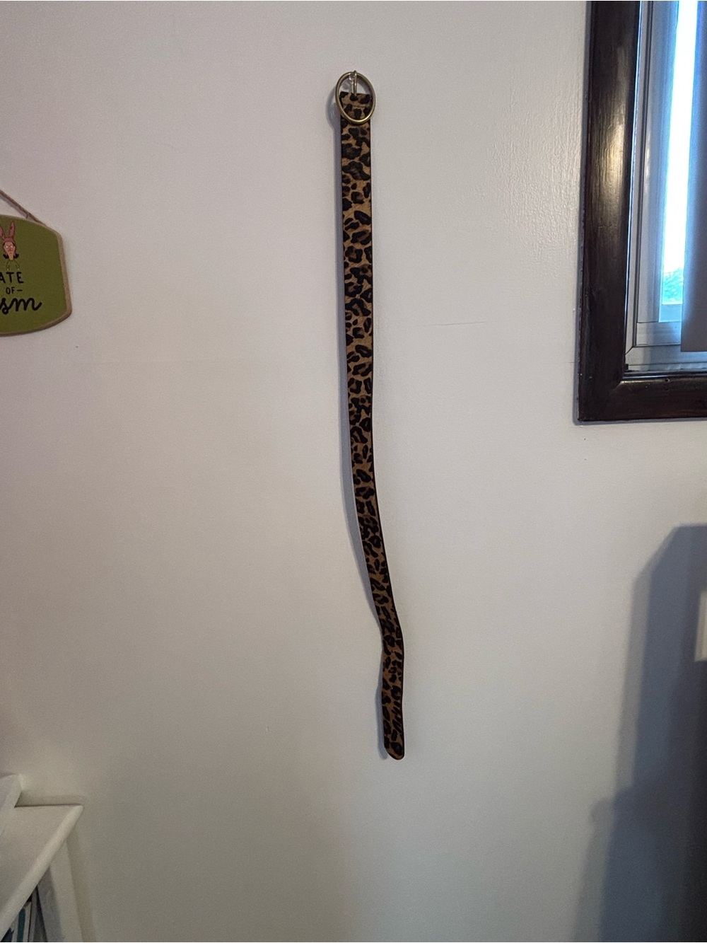 Leopard print belt